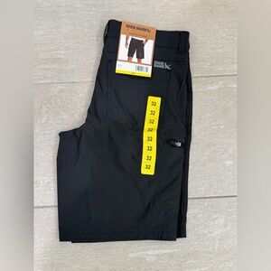 🥾🆕Eddie Bauer Men's Bkack Rainier 10” Tech Shorts, 32🥾